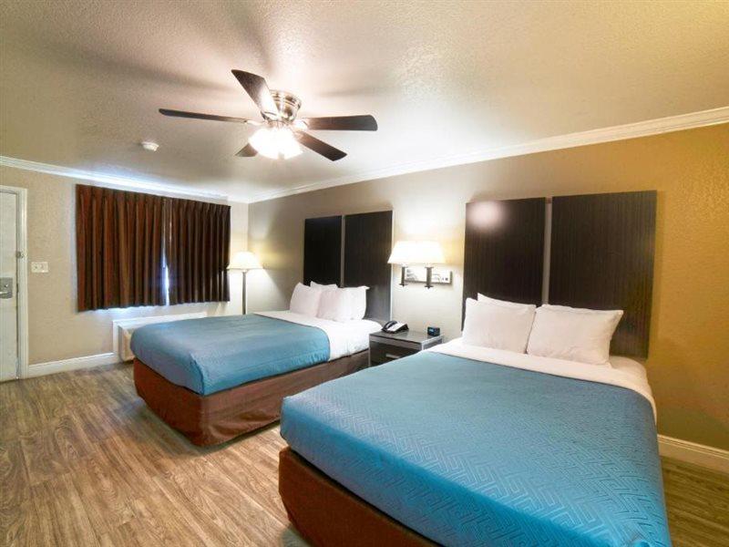 Econo Lodge Inn & Suites Корпус-Кристи Экстерьер фото