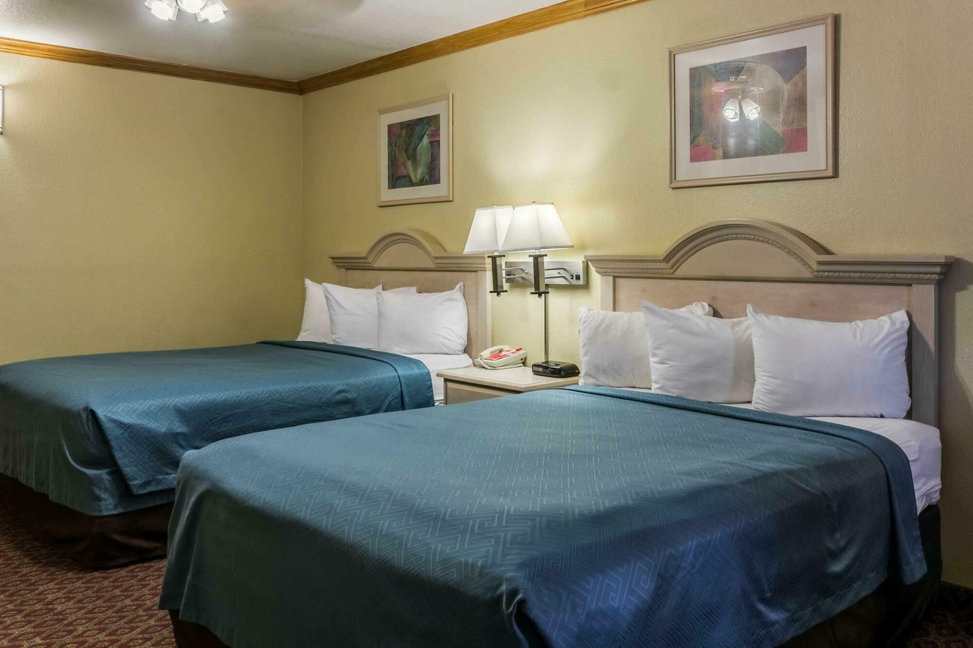 Econo Lodge Inn & Suites Корпус-Кристи Экстерьер фото