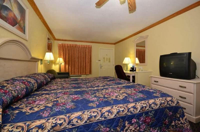 Econo Lodge Inn & Suites Корпус-Кристи Экстерьер фото